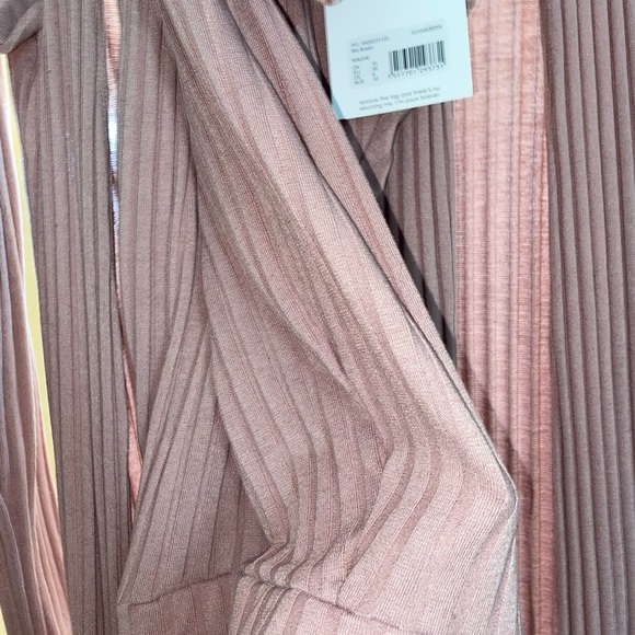 Misguided 3 piece set - Picture 3 of 3